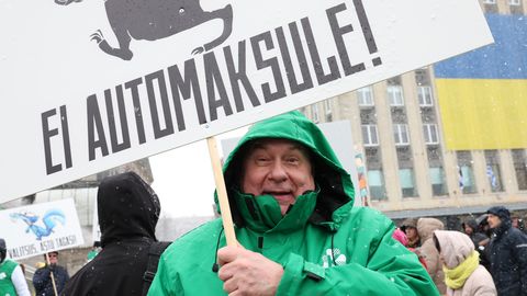 Прямая трансляция ⟩ «Нет автоналогу!»: в Таллинне проходят шествие и пикет