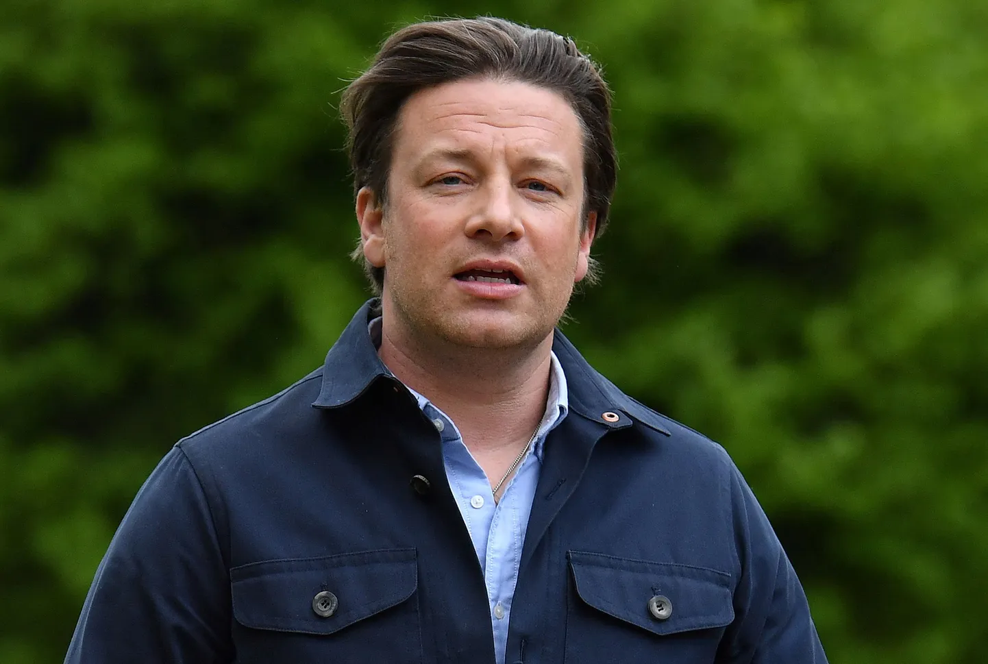 49-aastane Briti staarkokk Jamie Oliver on järjekordne kuulsus, kes on hakanud välja andma lasteraamatuid, kuid nüüd maksis see kurjasti kätte.