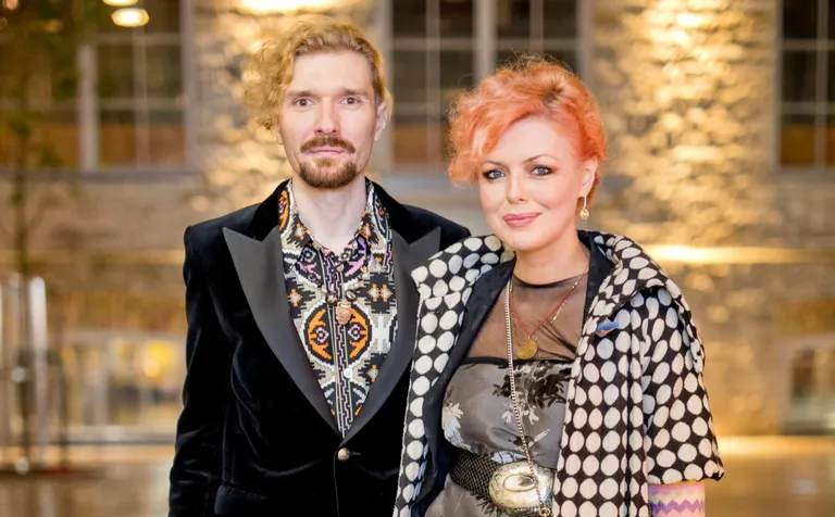 Beatrice (48) ja Ed Labetski (36) - 12-aastane vanusevahe ei takista abikaasadel olla juba seitse aasta teineteise muusaks.