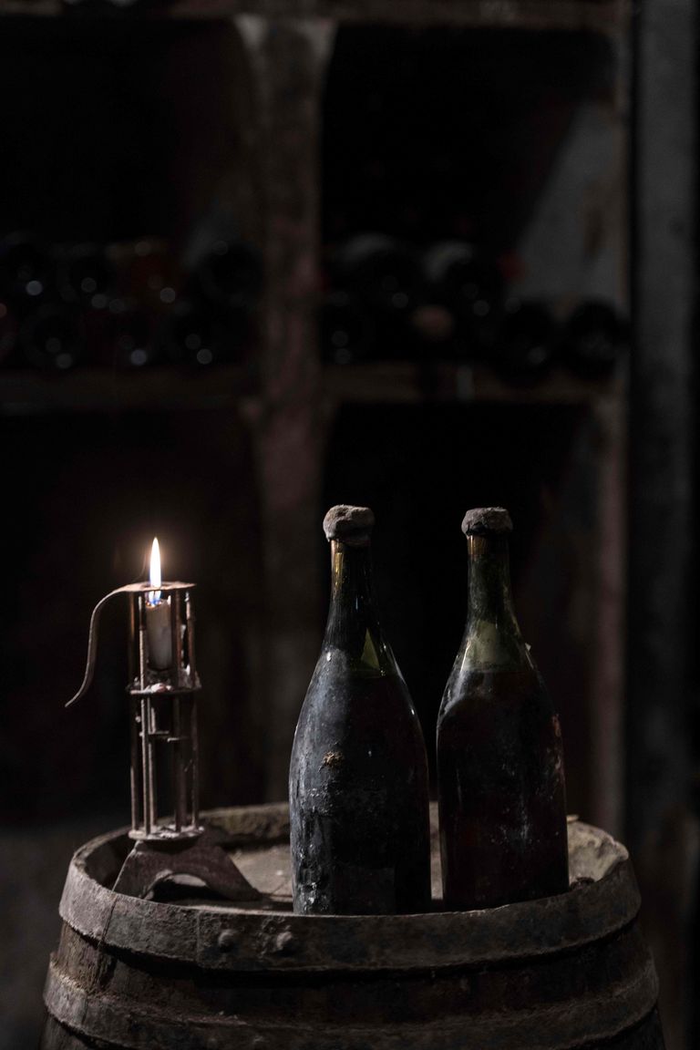 1774. aastast pärit «vin jaune», mis pannakse oksjonile