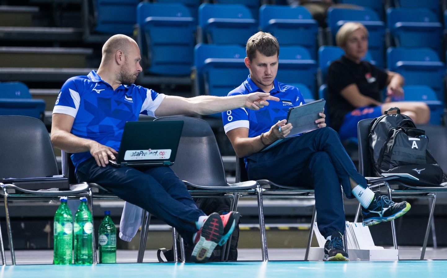 Eesti võrkpallikoondise abitreeneri Rainer Vassiljevi (paremal) sõnul läks ettevalmistus korda.