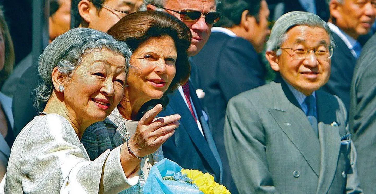 Rootsi kuninganna Silvia ning kuningas Carl XVI Gustav külastasid märtsi lõpus Jaapanit ning kohtusid keisrinna Michiko ja keiser Akihitoga. 24. mail saabuvad Jaapani monarhid Eestisse Rootsi kaudu.