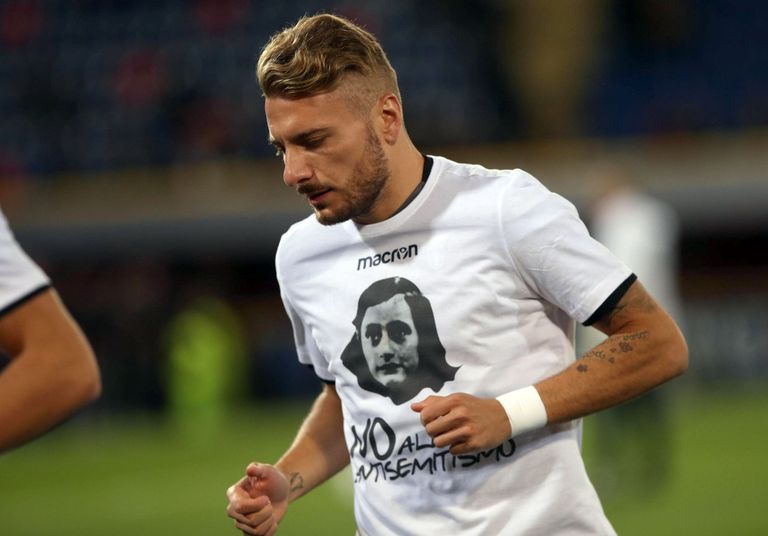 Roma Lazio mängijad ütlesid antisemitismile Anne Franki pildiga T-särgiga «ei»