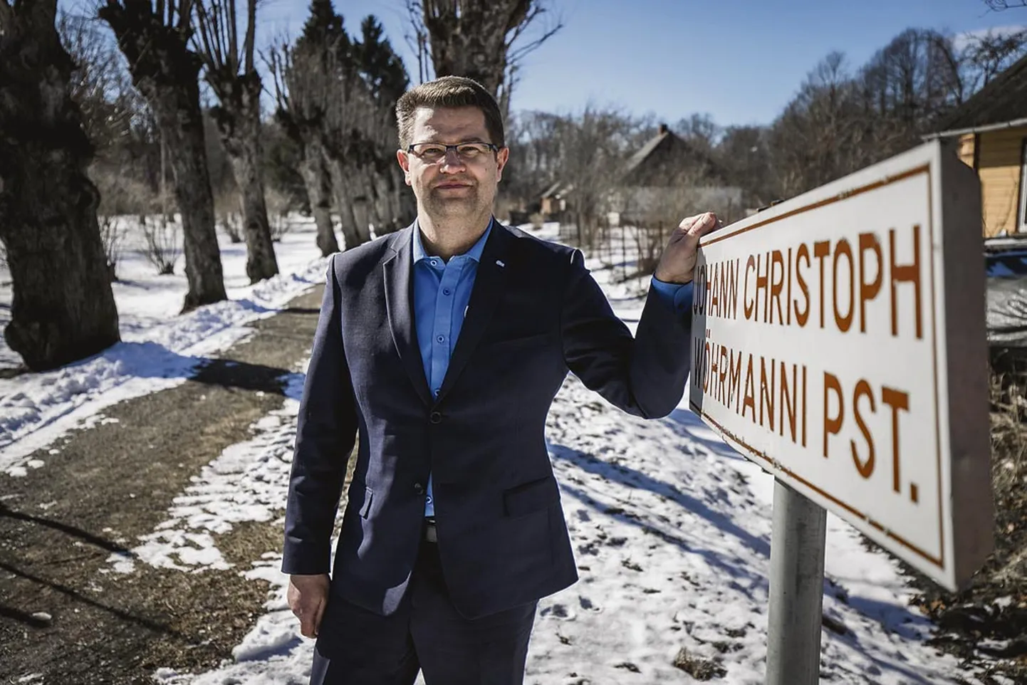 Kui Marko töötas Sindi linnavalitsuses, sai Wöhrmanni puiesteed pidi tööle jalutamisest rituaal. Värskes õhus liikudes tulid sageli head mõtted.