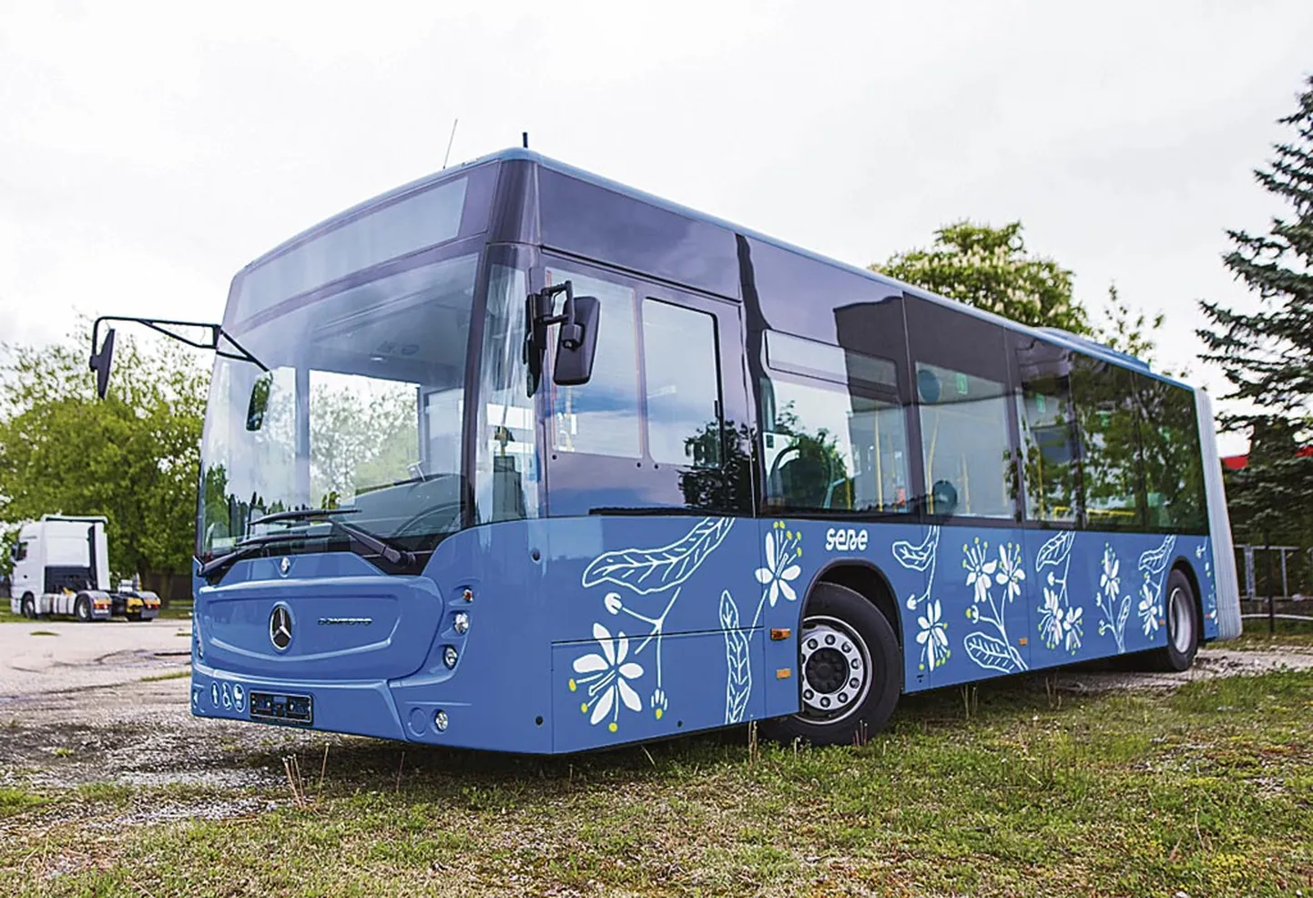 Varem tasuta bussisõidu vastu olnud Reformierakond esitas eelnõu tasuta ühistranspordi korraldamiseks.