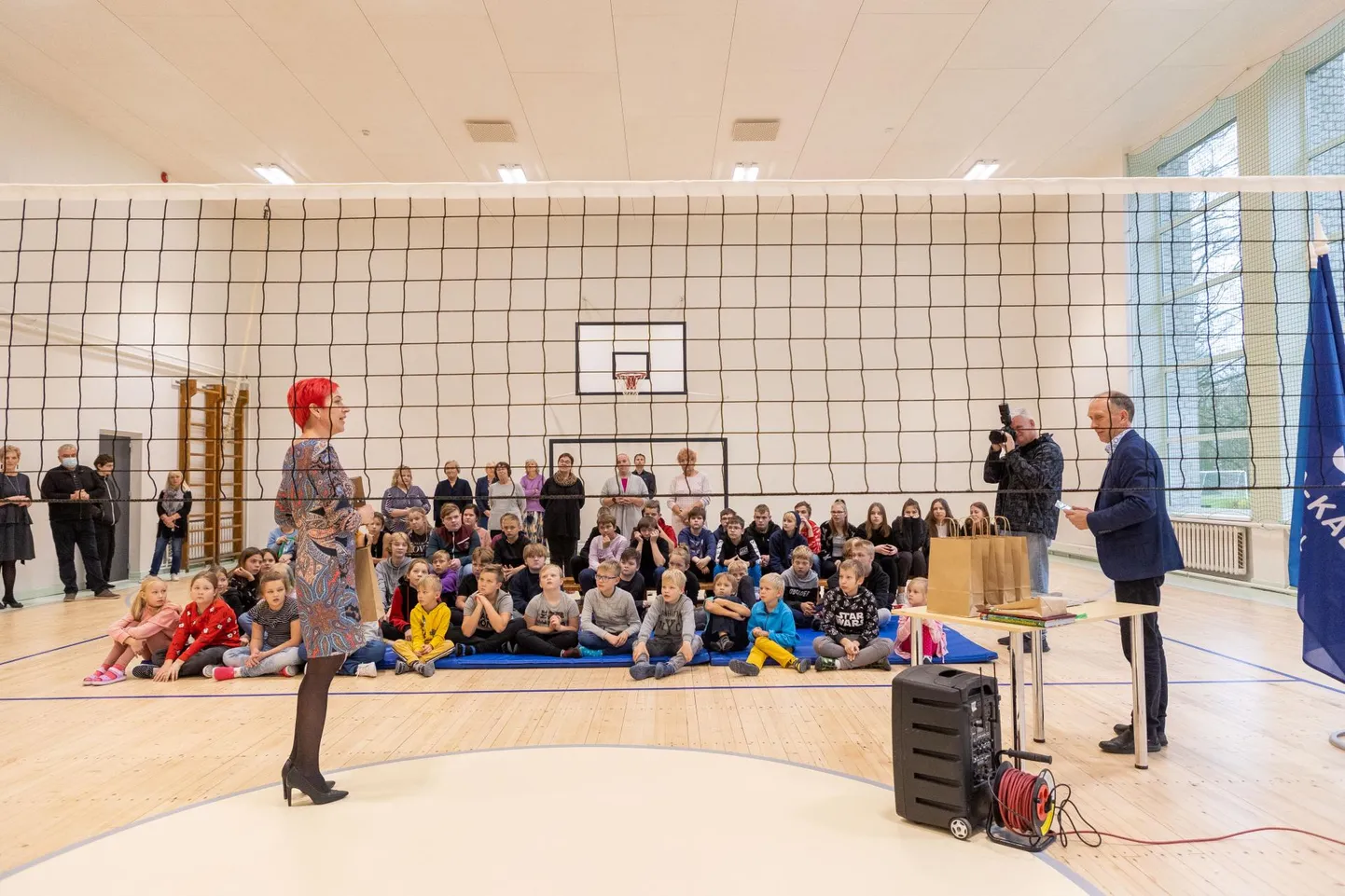 Möödunud sügisel avati pidulikult Retla-Kabala kooli Oisu õppehoone korrastatud võimla. See, kas kool jätkab üheksaklassilisena, pole praegu veel teada.