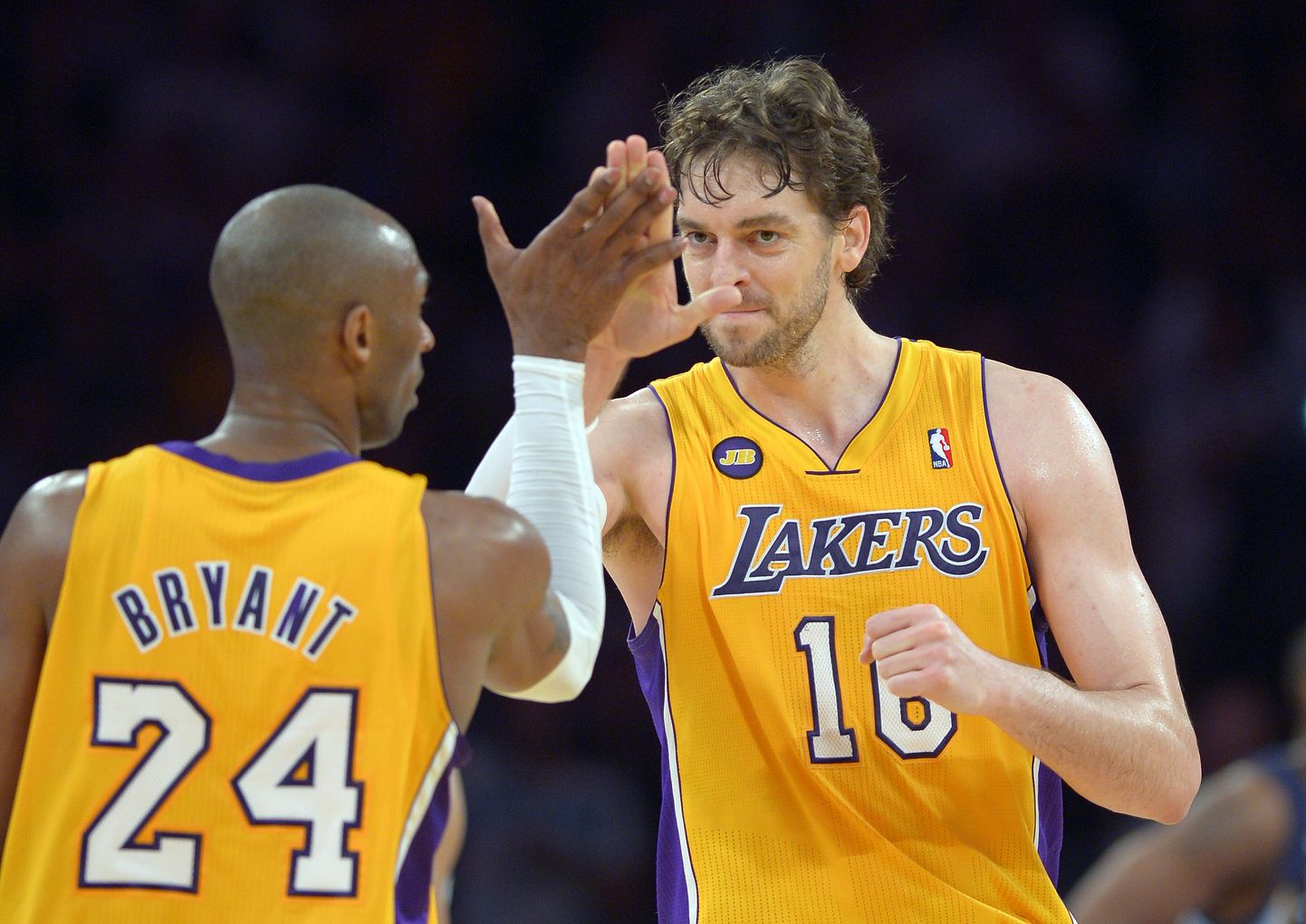 NBA korvpalliklubis Los Angeles Lakersis koos mänginud Kobe Bryant (vasakul) ja hispaanlane Pau Gasol olid omvahel head sõbrad nii platsil, kui väljaspool korvpalliväljakut.