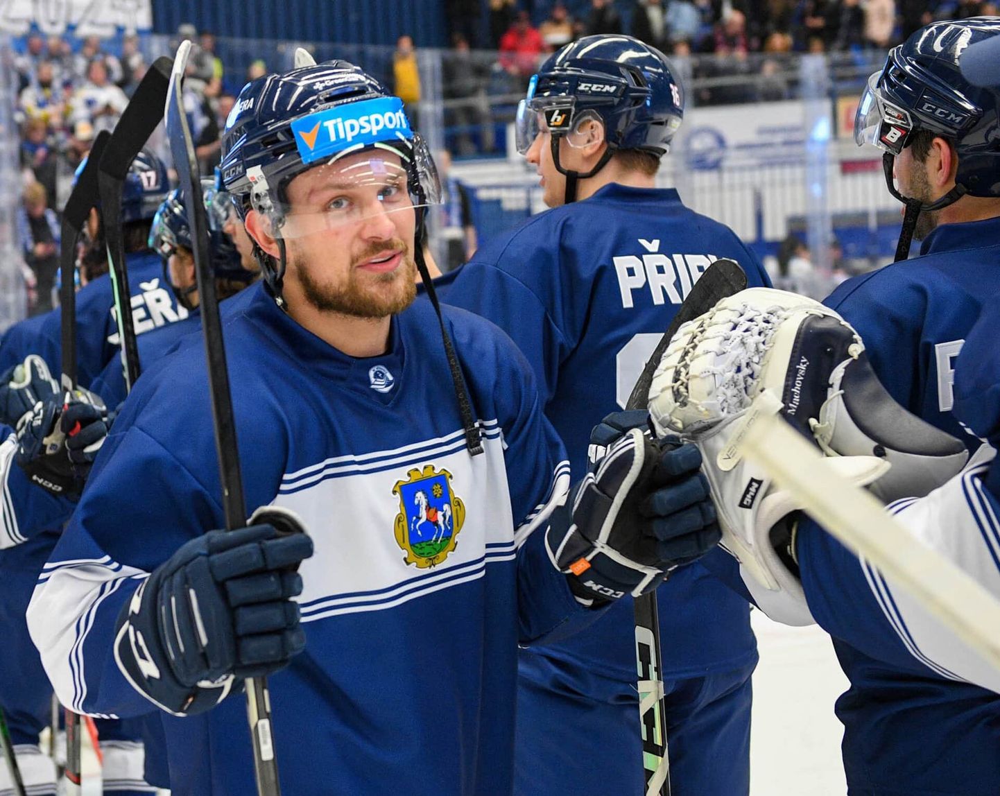 Latvijas hokeja uzbrucējs Rihards Bukarts