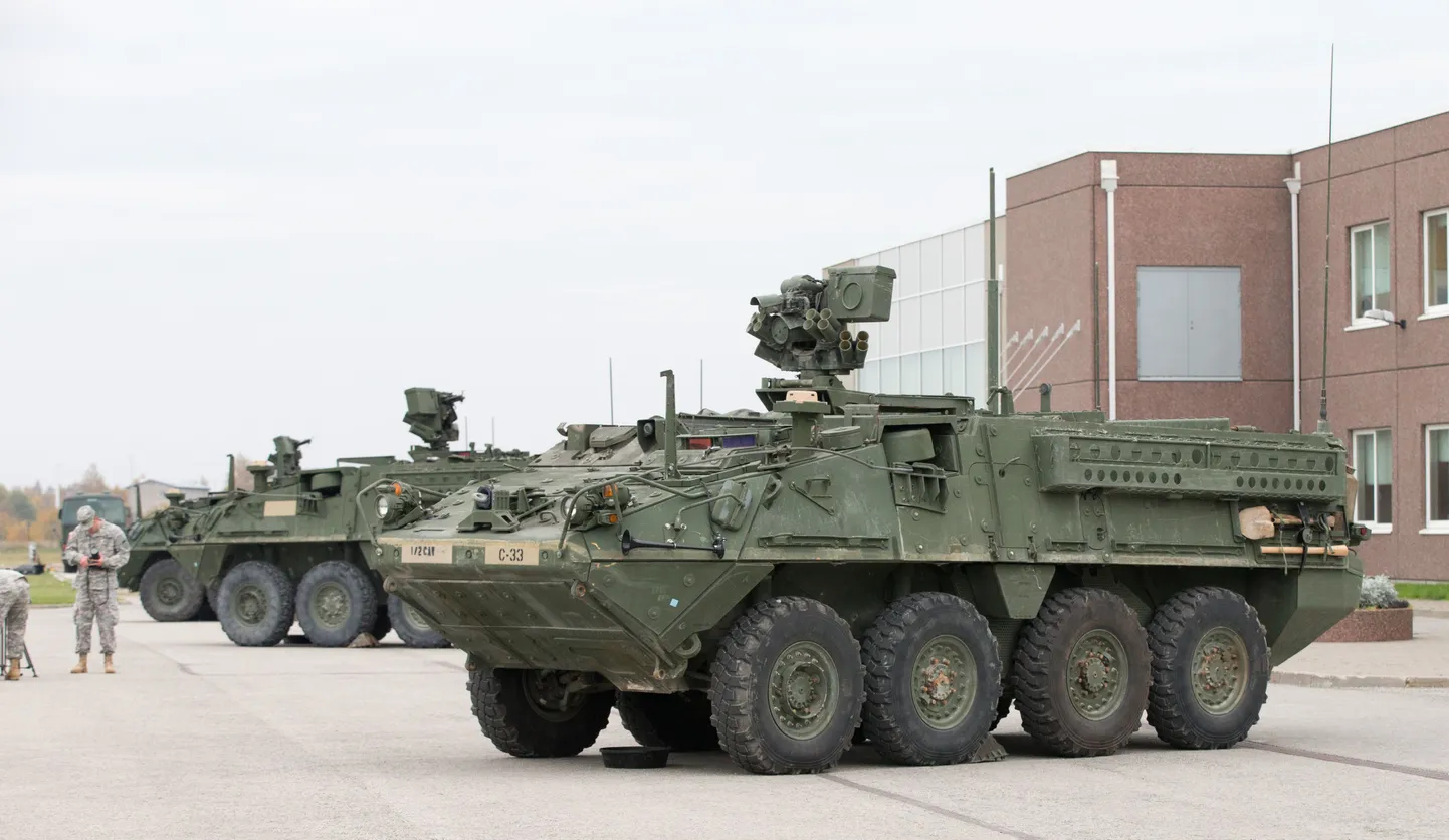 Ameerika Ühendriikide soomustransportöörid Stryker M1126 Tapal.