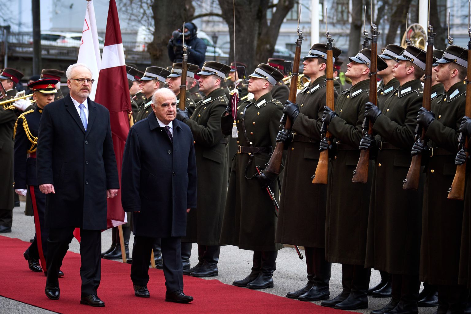 Maltas prezidents ieradies oficiālā vizītē Latvijā