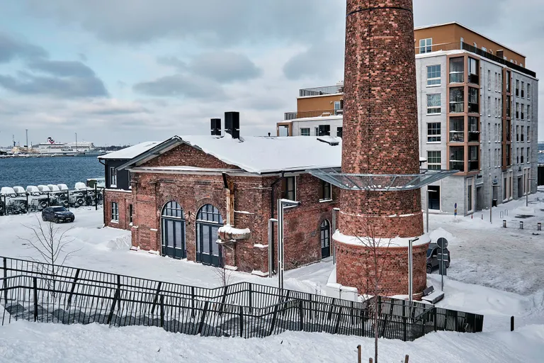 Tsaari-Venemaa tähtsaimast allveelaevade tehasest on saanud inimestele ja merele avatud sadamalinnak