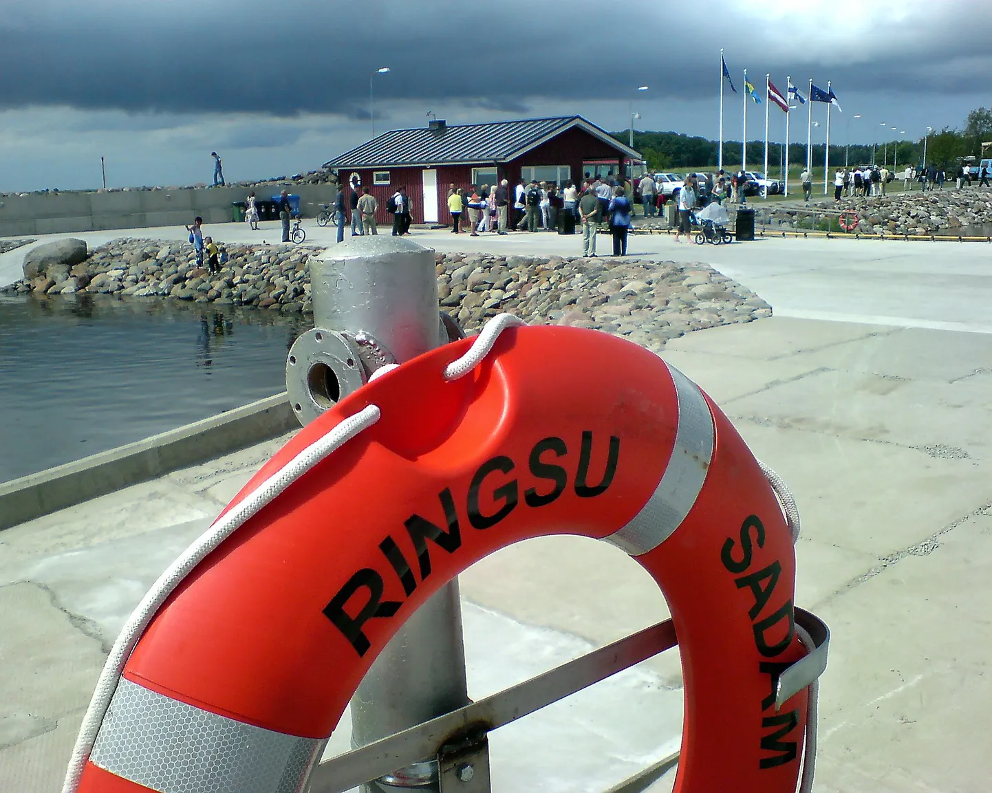 Ringsu sadam Ruhnu saarel