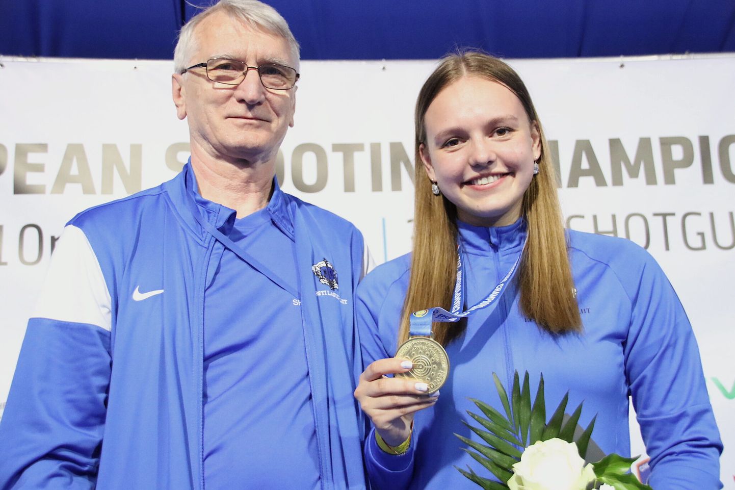 Катрин Смирнова со своим тренером Александром Макаровым.