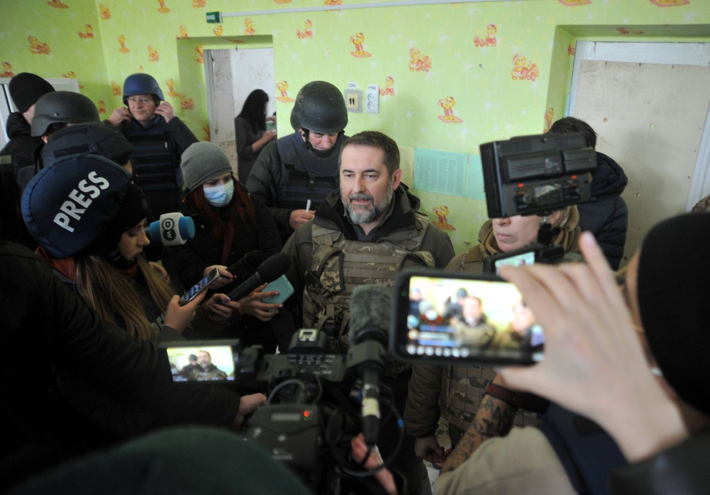 Luhanski kuberner Serhi Haidai 19. veebruaril andmas ajakirjanikele intervjuud.
