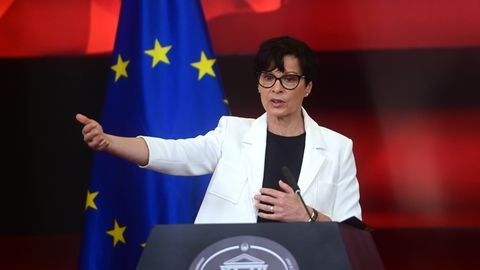 EL: sõjakurjategija Mladići ülistamisel Serbias pole kohta