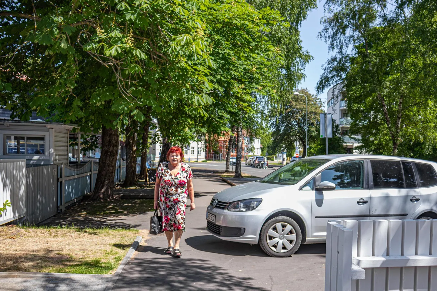 Edaspidi ei või mootorsõidukiga kõnniteele sõita isegi kauba laadimiseks, kui just pole liiklusmärki, mis seda lubaks.