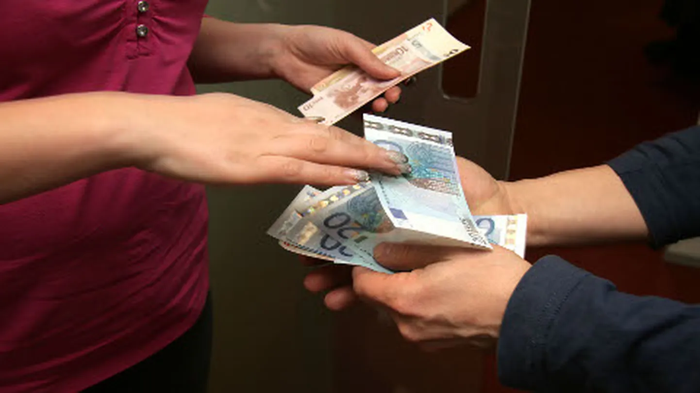 Ida-Virumaa palgatase moodustab riigi keskmisest 79,9 protsenti.