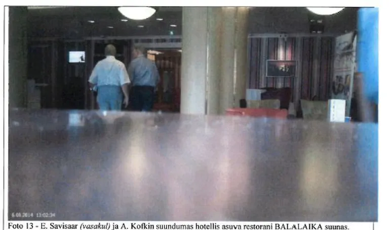 Savisaar ja Kofkin sisenemas balalaika restorani.
