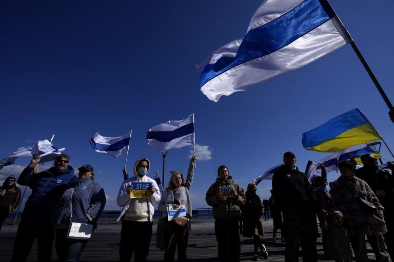 Küprosel toimuv protest Ukraina toetuseks.