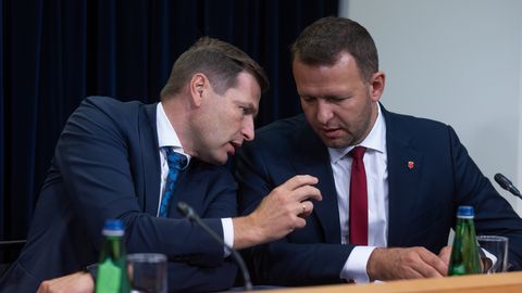 Sotsiaaldemokraadid tahavad kaitsevaldkonna asjaolude uurimiseks komisjoni moodustada