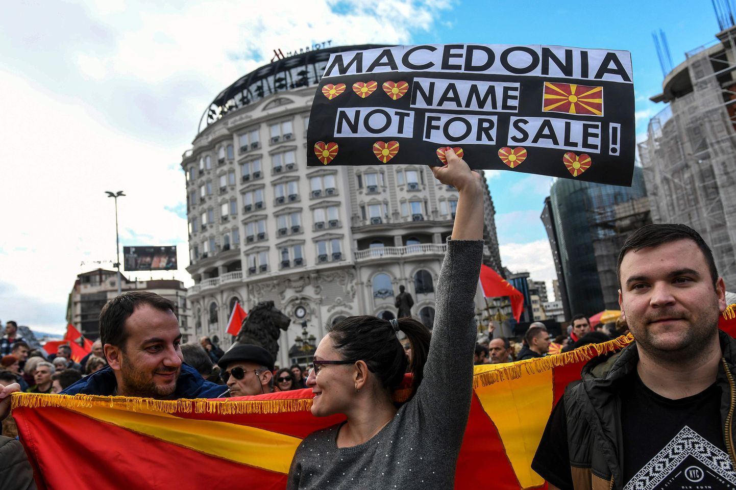 Meeleavaldajad Skopjes nõuavad Makedoonia nime säilitamist.