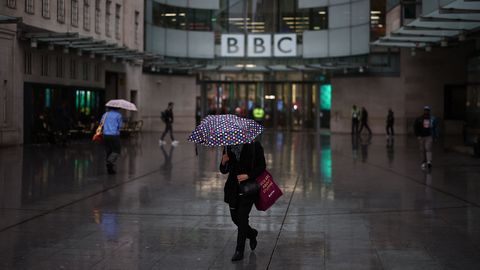 BBC palub Trumpi video pärast vabandust, Starmer eitab erapoolikust