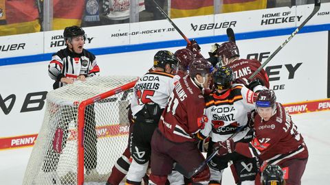 Latvijas hokeja izlase pārbaudes turnīru Vācijā sāk ar zaudējumu mājiniekiem