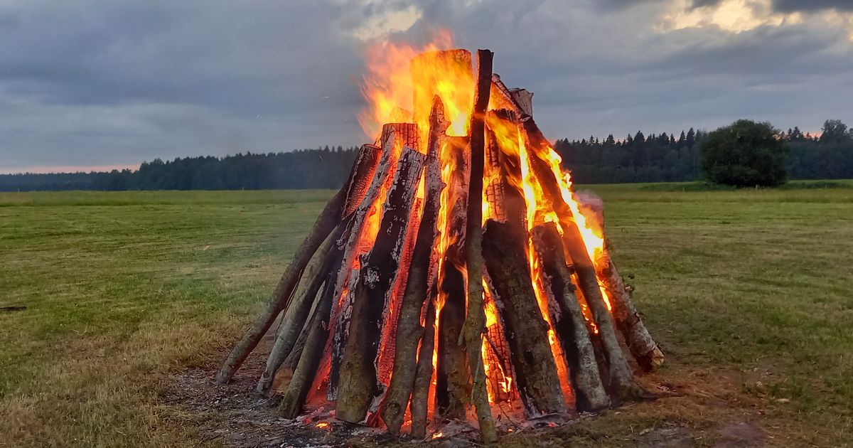 Калининград костер