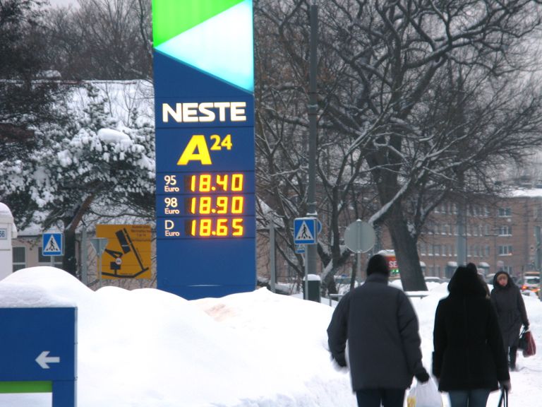 Kütusehinnad Neste tanklas 31.12.2010, päev enne euro tulekut.