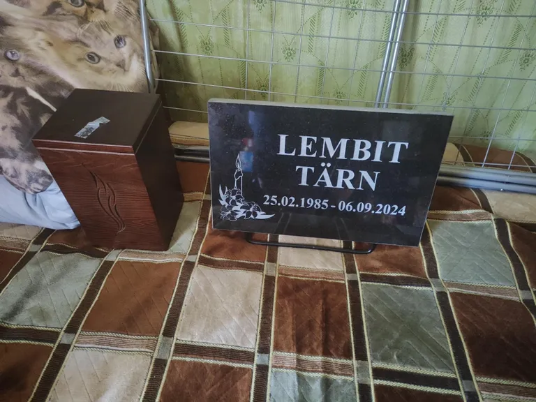 Lembit suri 6. septembril. Laupäeval leiab ta oma viimse puhkepaiga Antsla kalmistul.