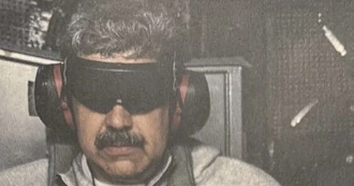 USA võimud teatasid, et Venezuela kukutatud president Nicolás Maduro astub esmaspäeva keskpäeval New Yorgis föderaalkohtuniku ette ja talle tehakse ametlikult t