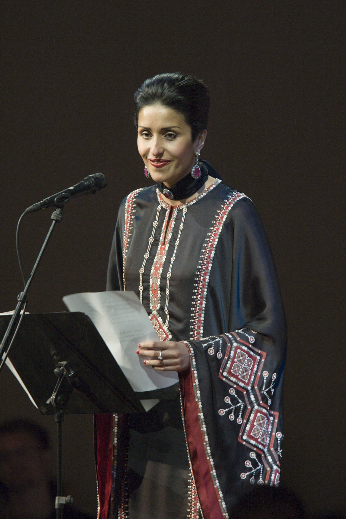 Saudi Araabia printsess Deema kõnelemas naiste õigustest Rootsis toimunud konverentsil.