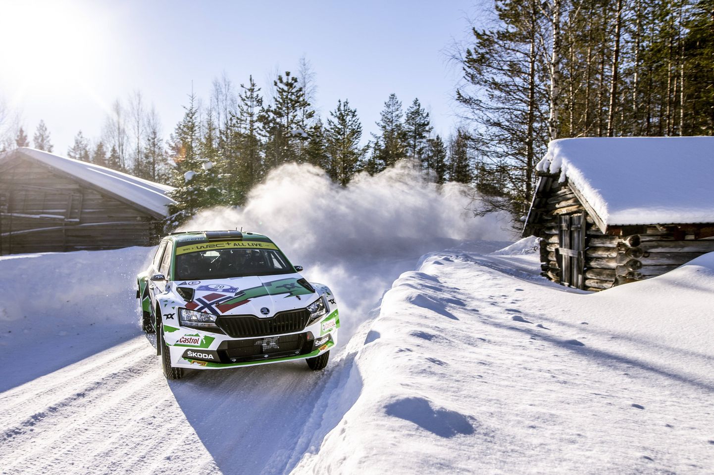 Andreas Mikkelsen polnud Põhja-Soomes Škoda Fabia R5-masina käitumisega rahul.
