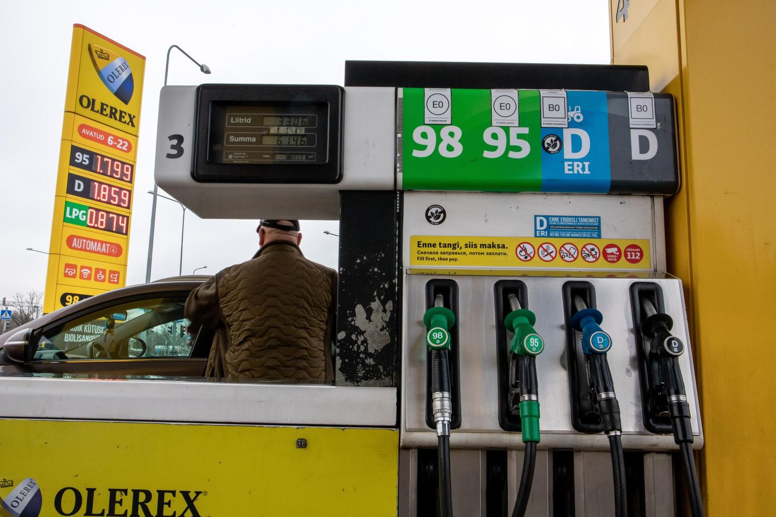Kütusemüüja peab enne sinise diislikütuse müüki kontrollima, kas ostjal on registri andmetel ostuõigus.