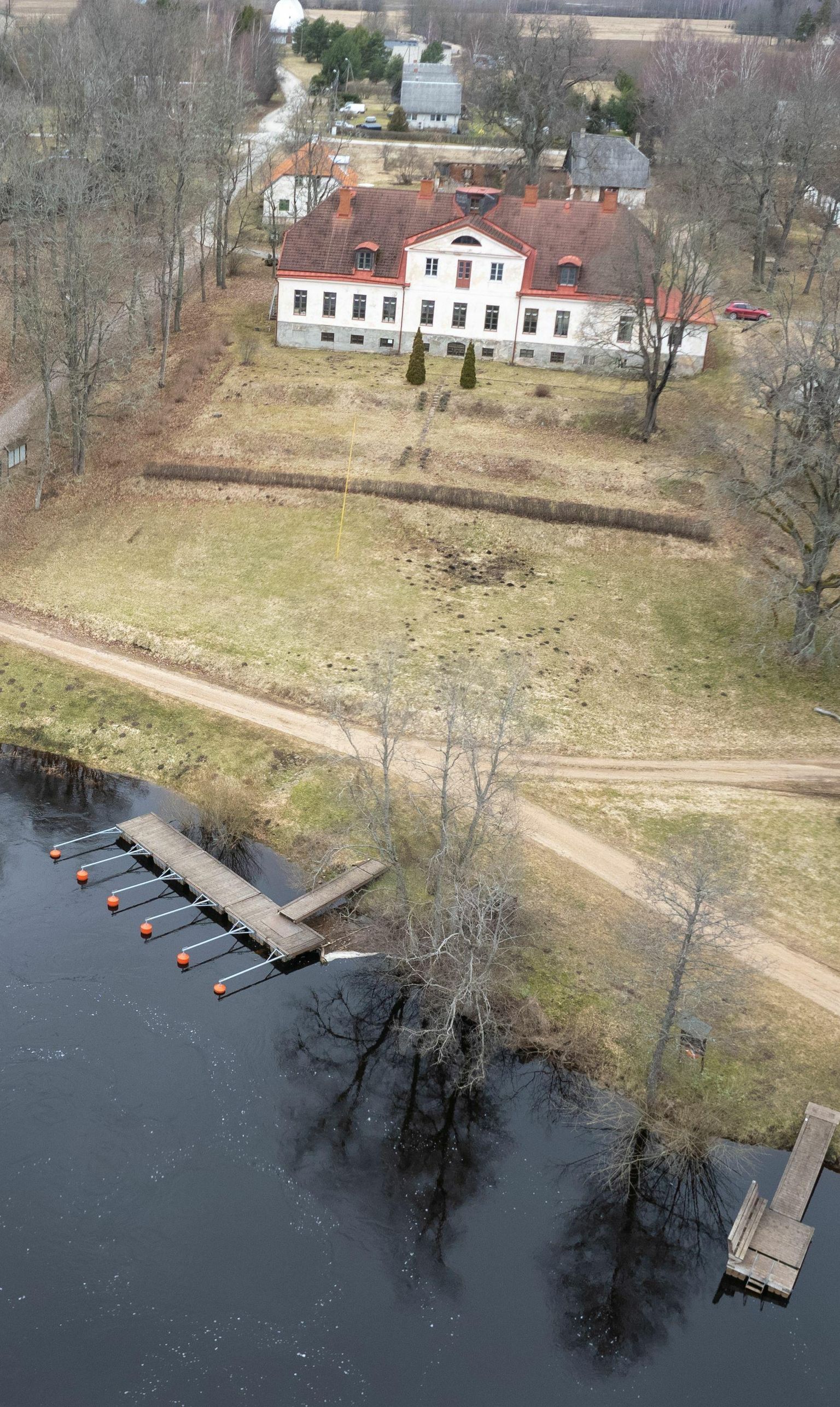 Suislepa mõis on 2016. aasta suvest olnud hoonestusõiguslepinguga mittetulundusühingu käes, kes pole aga täitnud lepinguga pandud investeerimiskohustust.