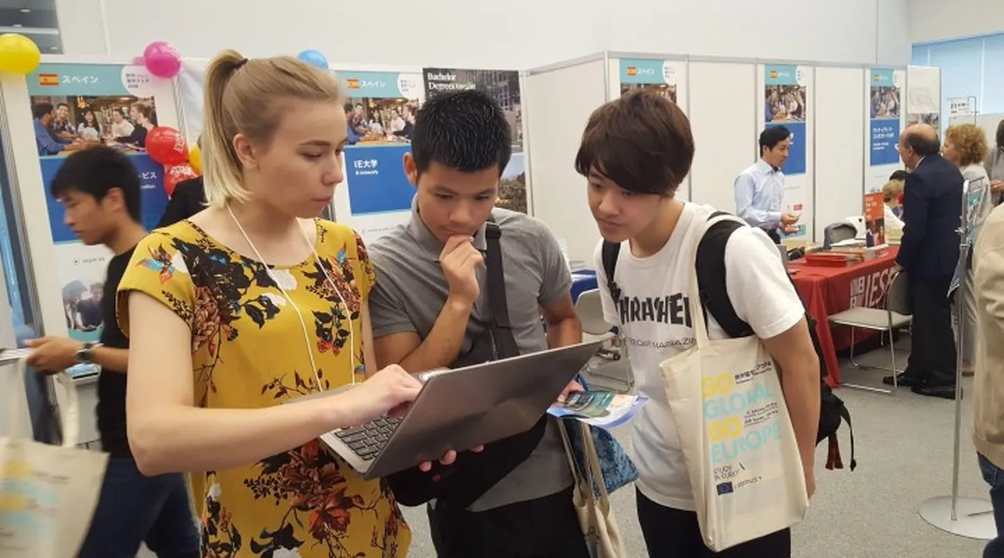 Jaapanlased tutvuvad õppevõimalustega Eestis