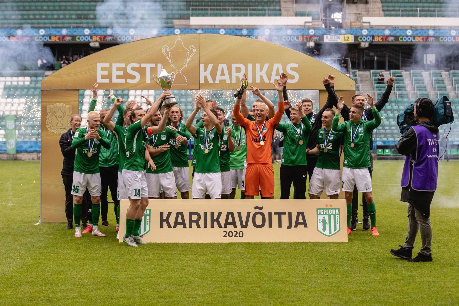 Tallinna Flora mehed tõstsid pea kohale juba kolmanda järjestikuse trofee. 