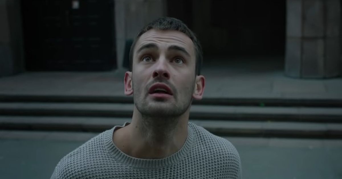 Оставленные трейлер на русском. Серый человек фильм. Фильм брошенный 2019