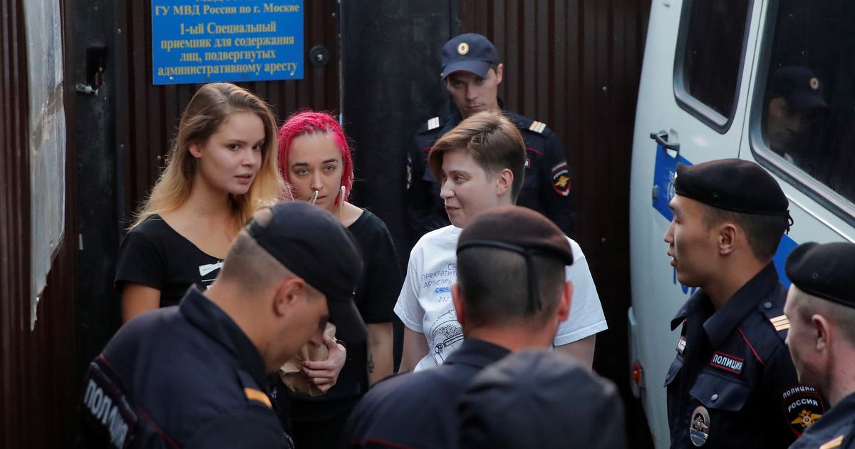 Moskvas vahistati Pussy Rioti liige ja veel kuus inimest