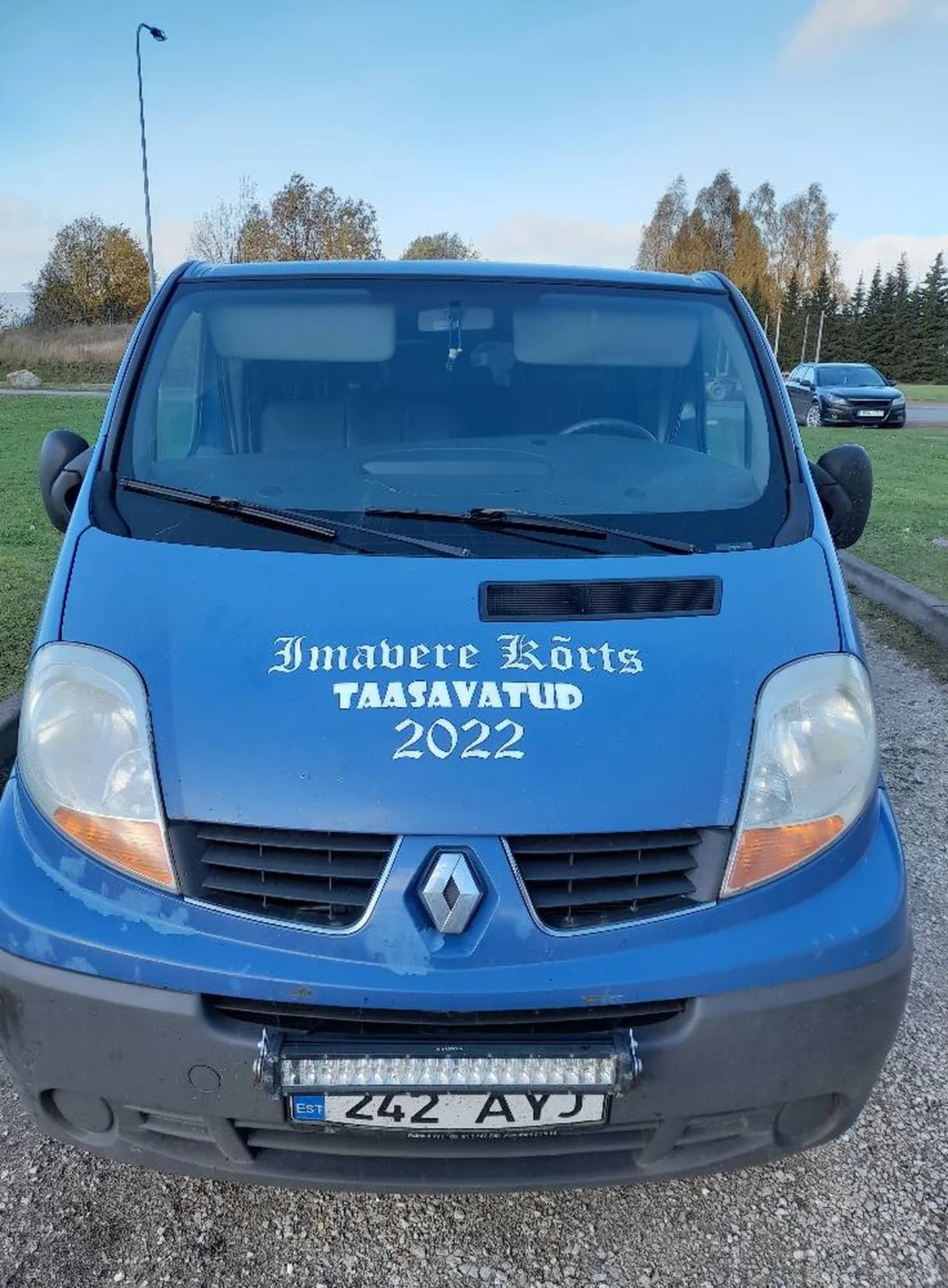 Imavere kõrtsi buss sõidutab rahva peole ja pärast koju tagasi.