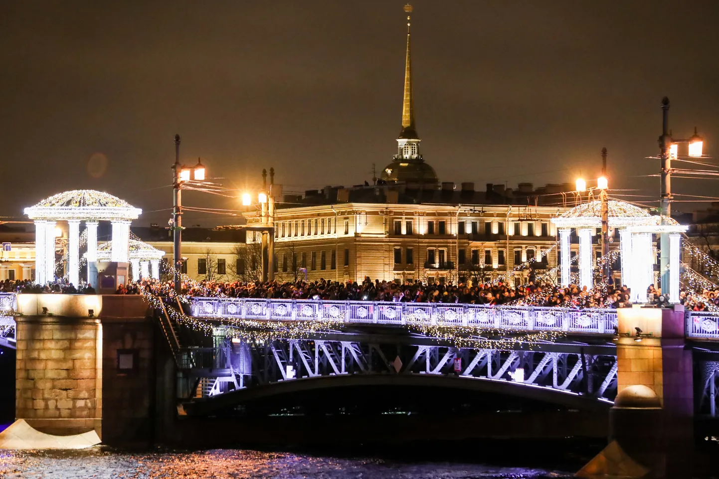 Санкт-Петербург.