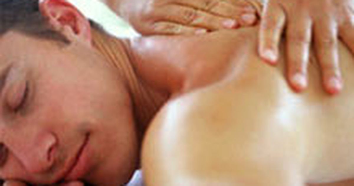 Массажист чехия. Египетский массаж. Lomi Lomi massage. Египетский массаж фото реальное. Массаж возле метро Коломенская.