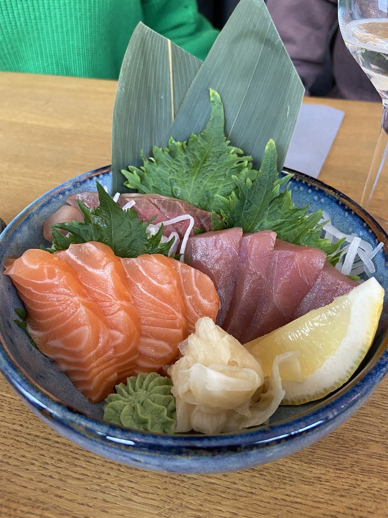 Сашими лосось,тунец, хамач. Jahu Sushi