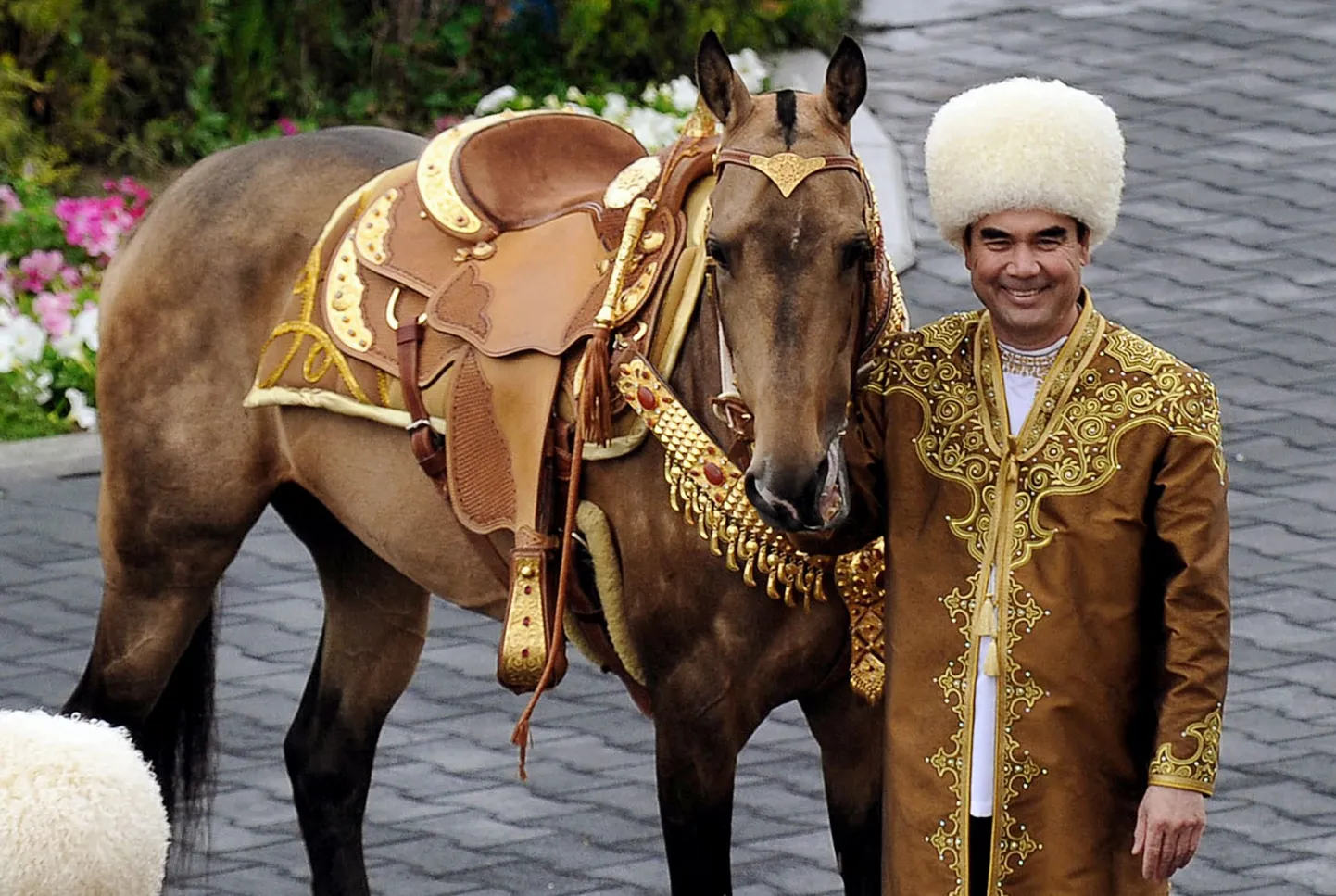 Житель Туркменистана, иллюстрация