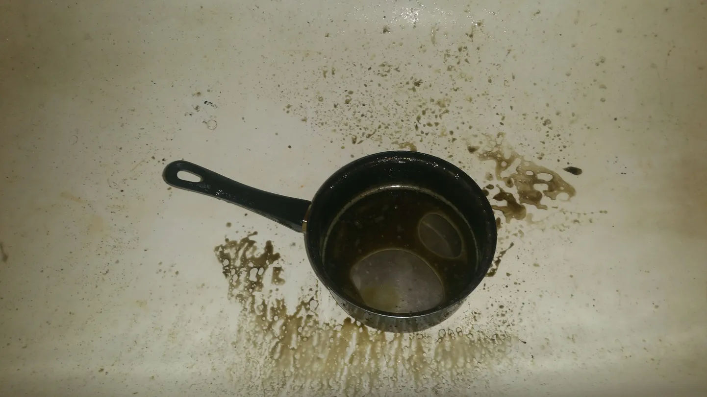 Pann ja selle ümbrus pärast õlipõlengut.