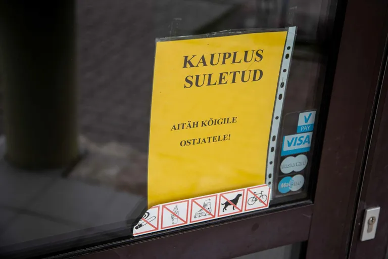 Silt kauaaegse ostukoha
uksel teavitab, et paraku uksi enam lahti ei tehta.