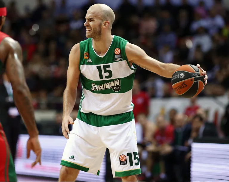 Nick Calathes tegi Bambergi vastu hiilgemängu. FOTO: Scanpix