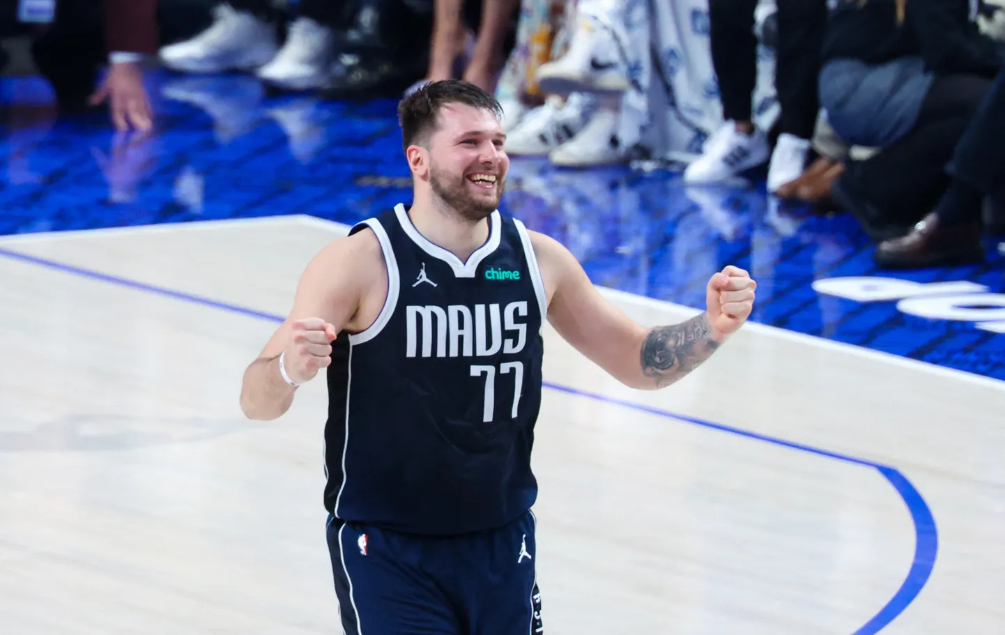 Luka Doncic vedas Dallase finaalseerias võimsa võiduni.