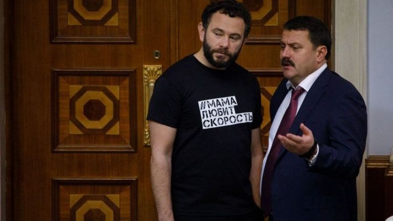 Андрей Деркач (на фото справа) обнародовал аудиозаписи разговоров Байдена и Порошенко