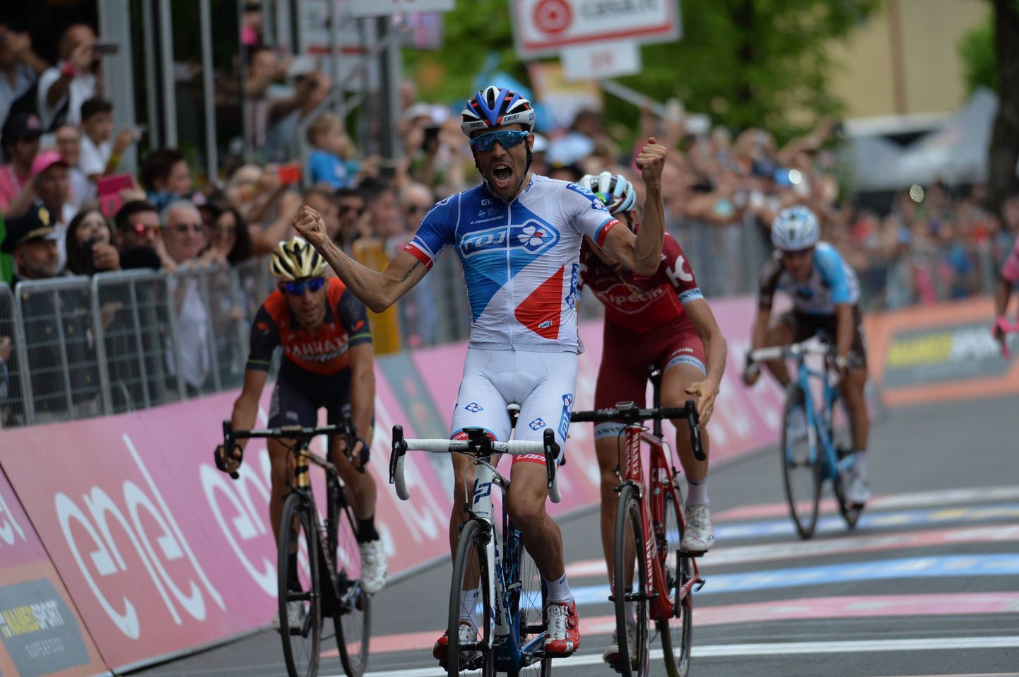 Giro d'Italia eelviimase ehk 20. etapi võitnud Thibaut Pinot.